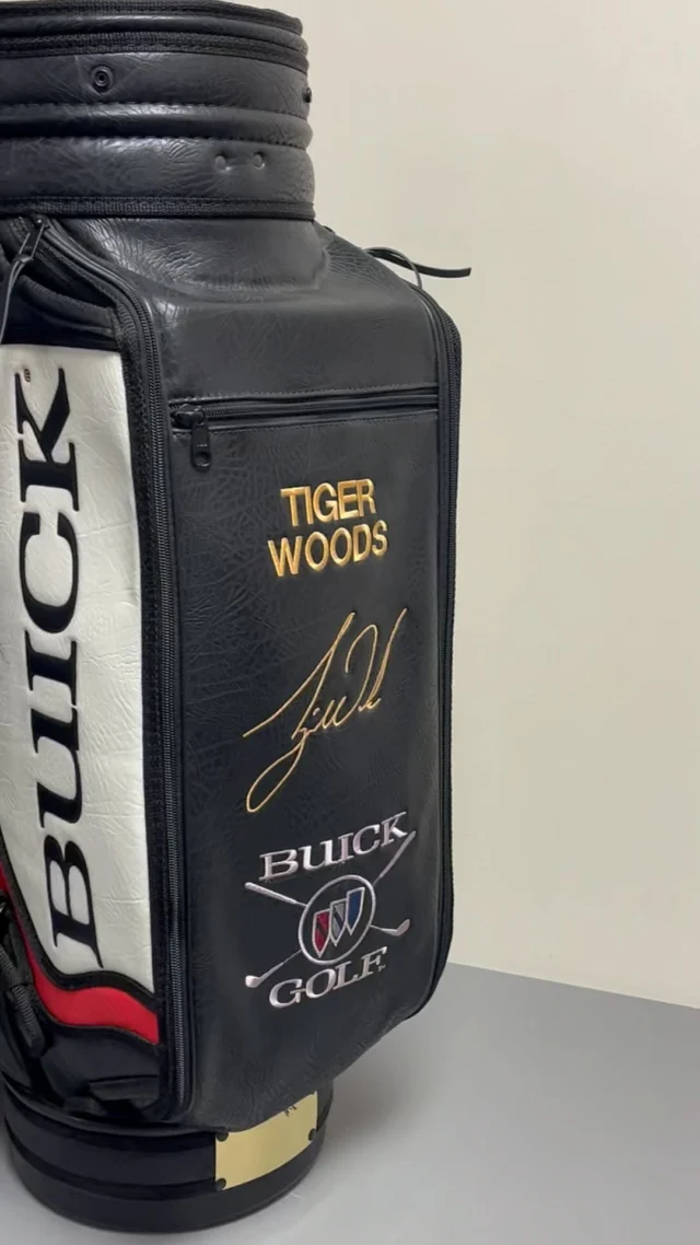 Auction day is here! Over 700 lots of golf collectibles will come to a close tonight. Items signed by Tiger Woods and Jack Nicklaus, Scotty Cameron putters, classic clubs, PSA slabbed items, flags, and more. 

All initial bids must be placed by 9pm ET. Good luck bidders!!

#tigerwoods #jacknicklaus #golfcollecting